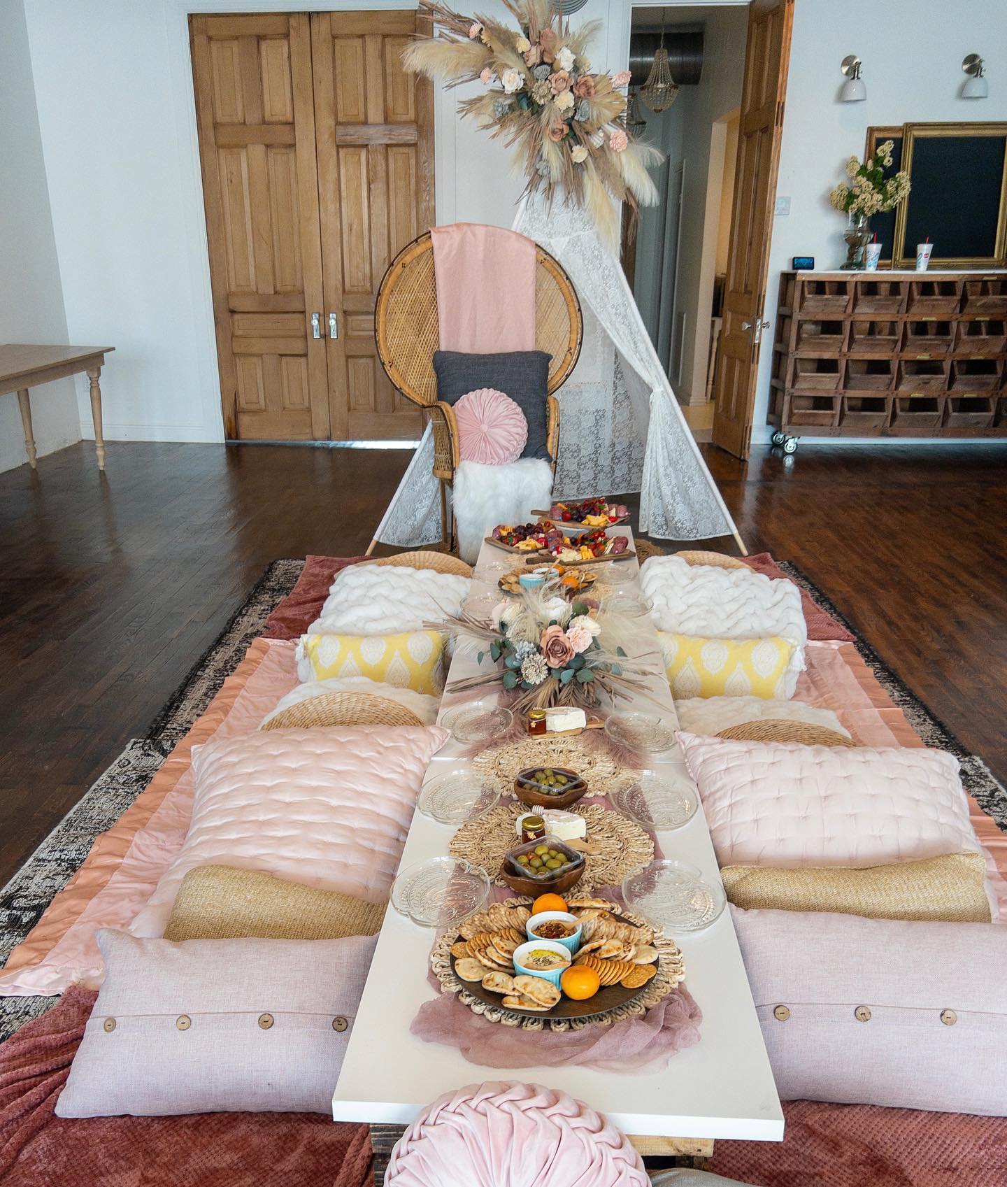 We set up the prettiest Sweet 16 @107maincollective_thevenue today with @ozarkluxurycamping! 

Three tier Strawberry Cake with strawberry filling & strawberry buttercream topped with more strawberries! 

Charcuterie boards with homemade whipped feta and roasted red pepper hummus. 

#gorgeousvenue #picnicparty #sweet16 #shoplocal #shopsmall