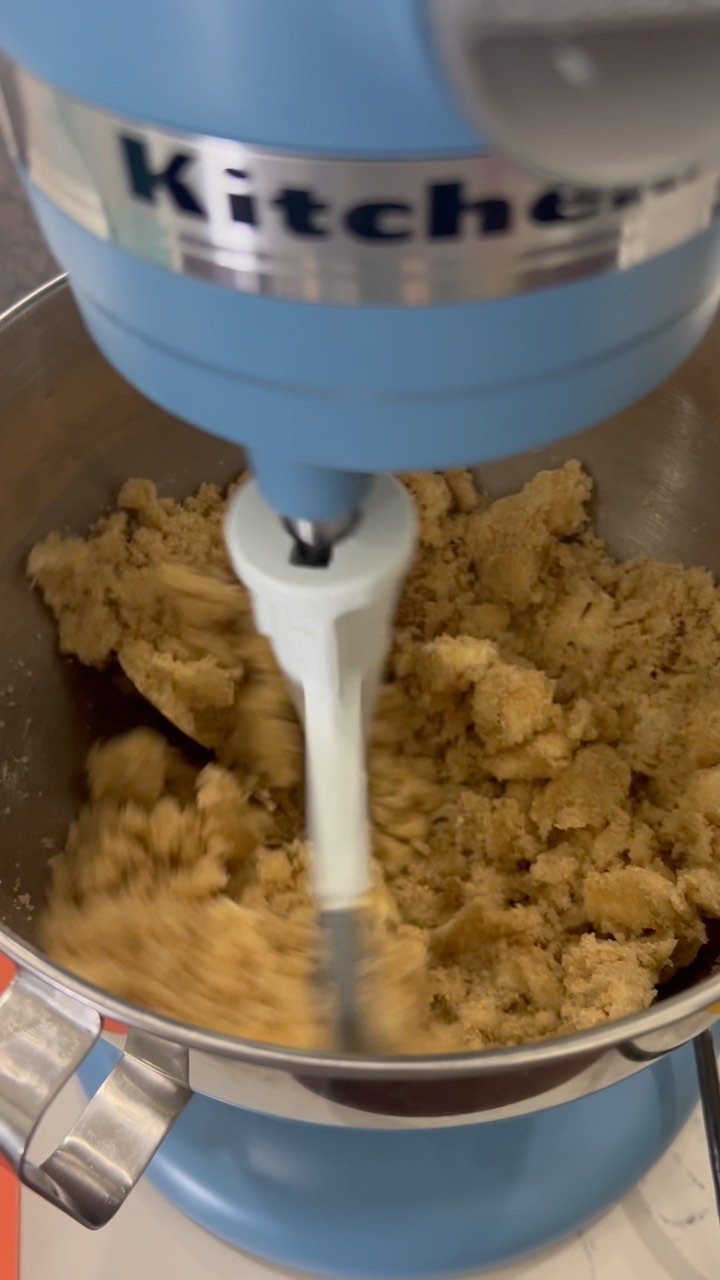Cookie making time! Definitely have to use both mixers to crank out our famous chocolate chip cookies.

#chocolatechipcookies #craftcookies #homecooking #shoplocal